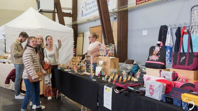 33 Mélanie MALFRE création artisanale de sacs et accessoires