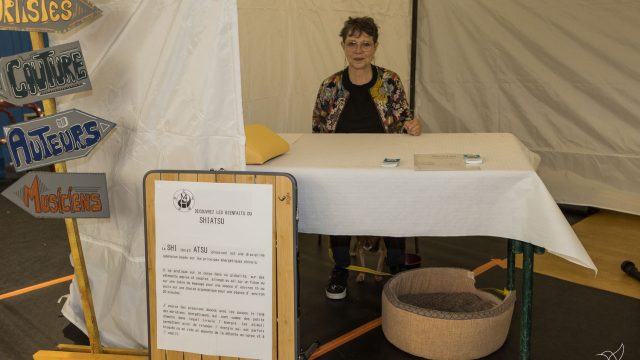 40 Mariane HERKENRATH-COLSON pratique le Shiatsu technique de rééquilibrage énergétique