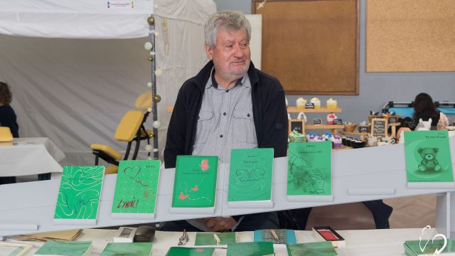 12 Jean-Marie BERGEY présente ses ouvrages et annonce un nouveau livre à quatre mains avec sa petite fille